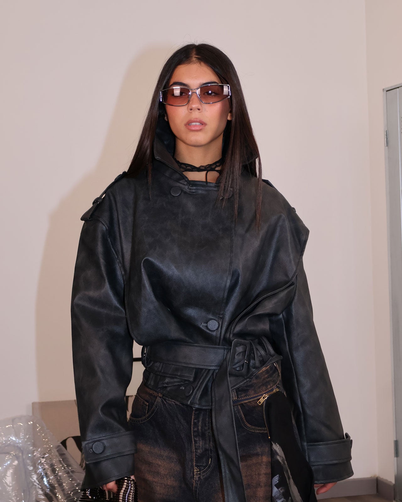 CHAQUETA DE TEMPORADA SUSPENDIDA NEGRA