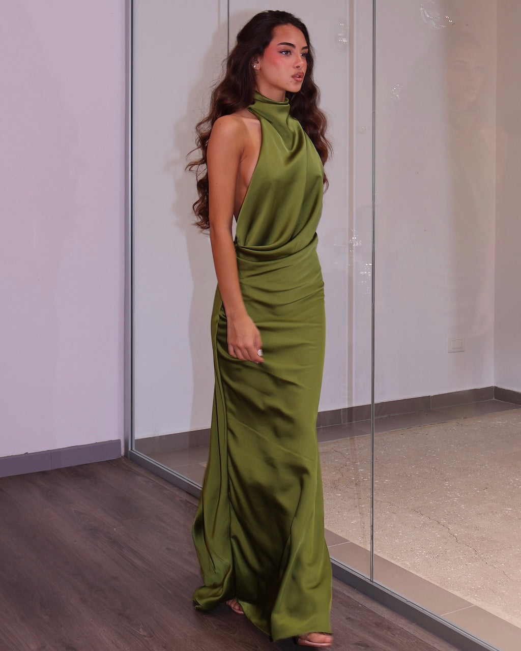 DRESS MAJESTIC