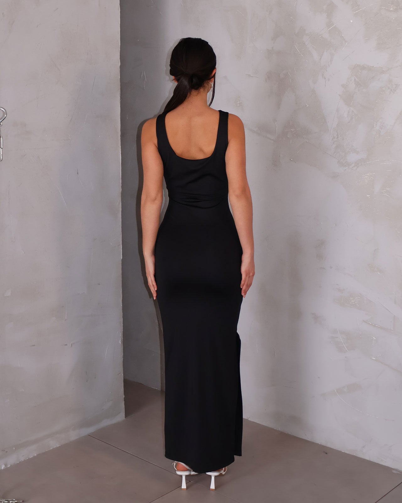DRESS CRINGE