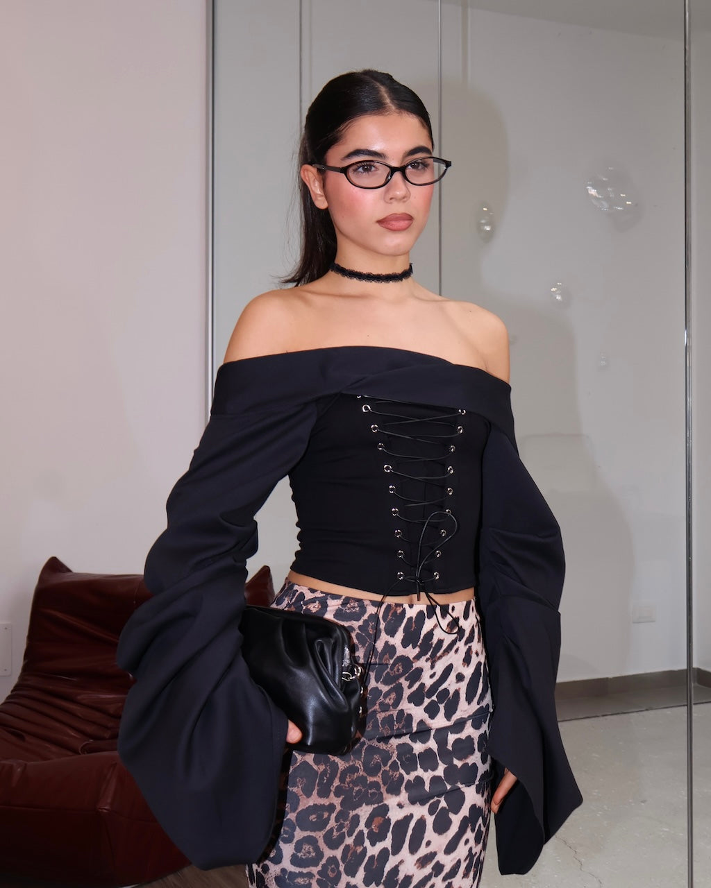 TOP ENCAJE NEGRO