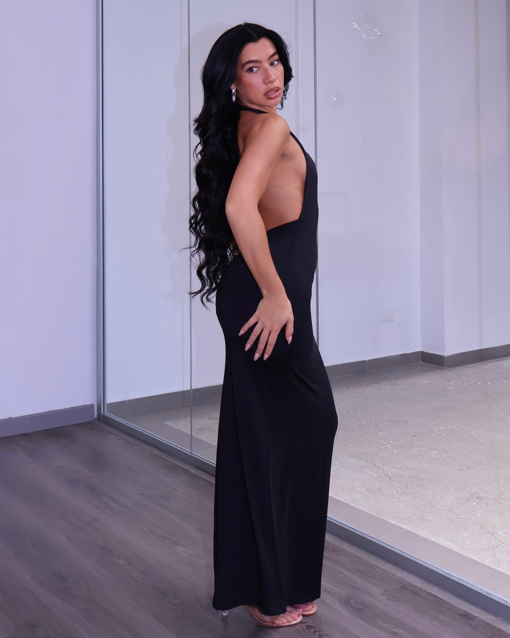 DRESS TRACE
