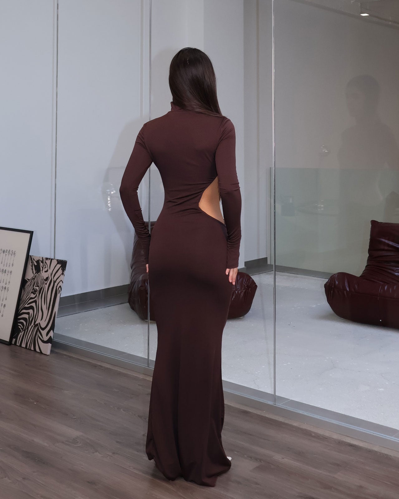 DRESS FOCUS