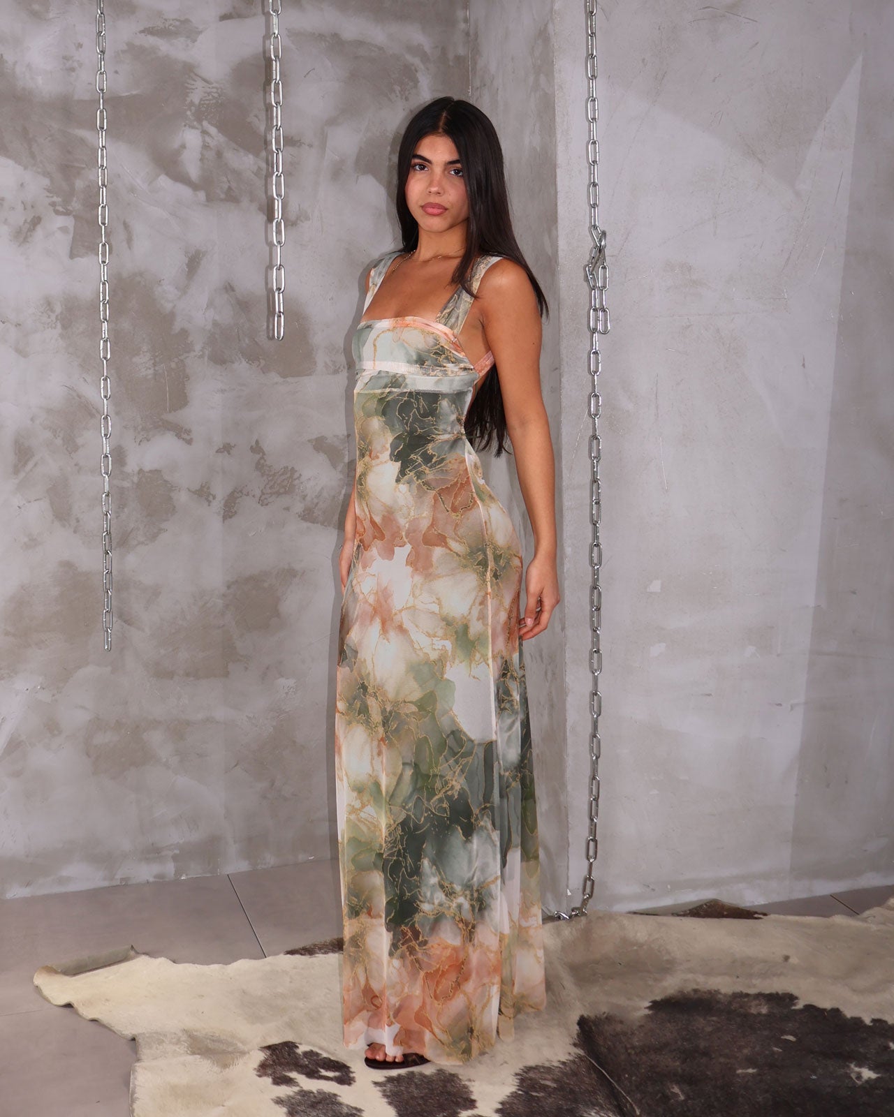 DRESS REINCARNATION