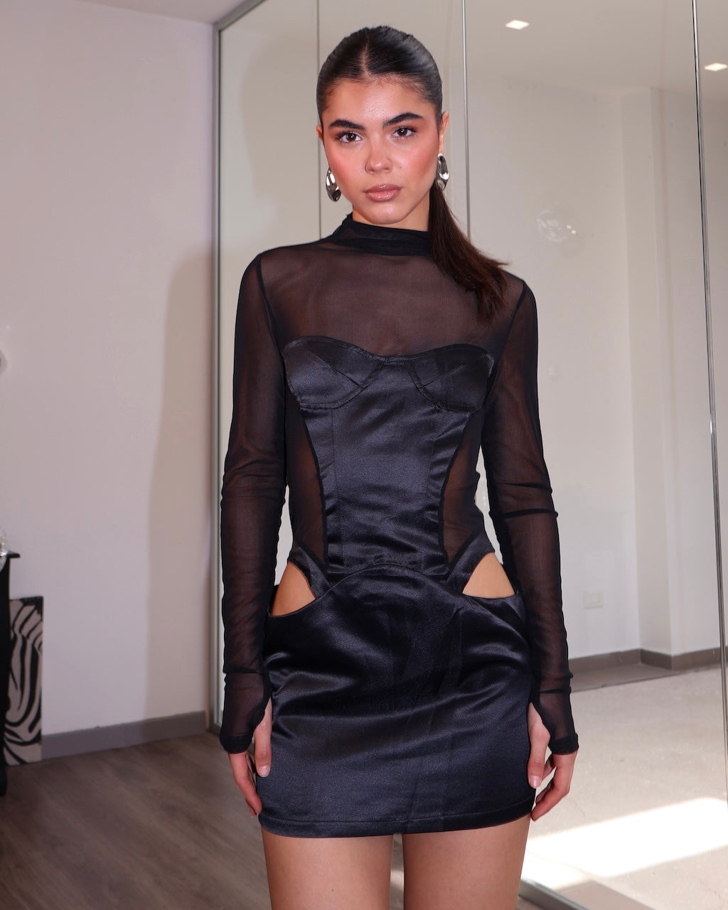 DRESS DEVA