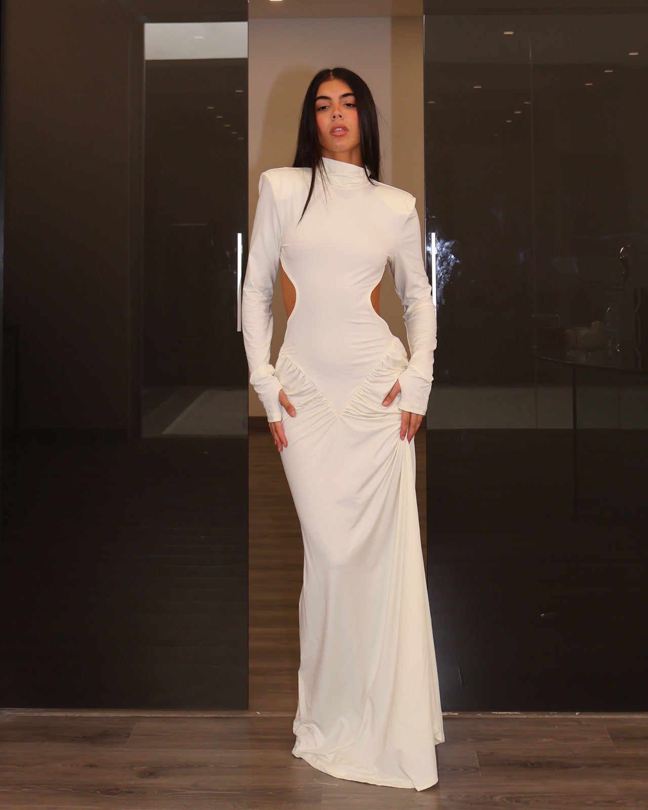 DRESS BRANDOM