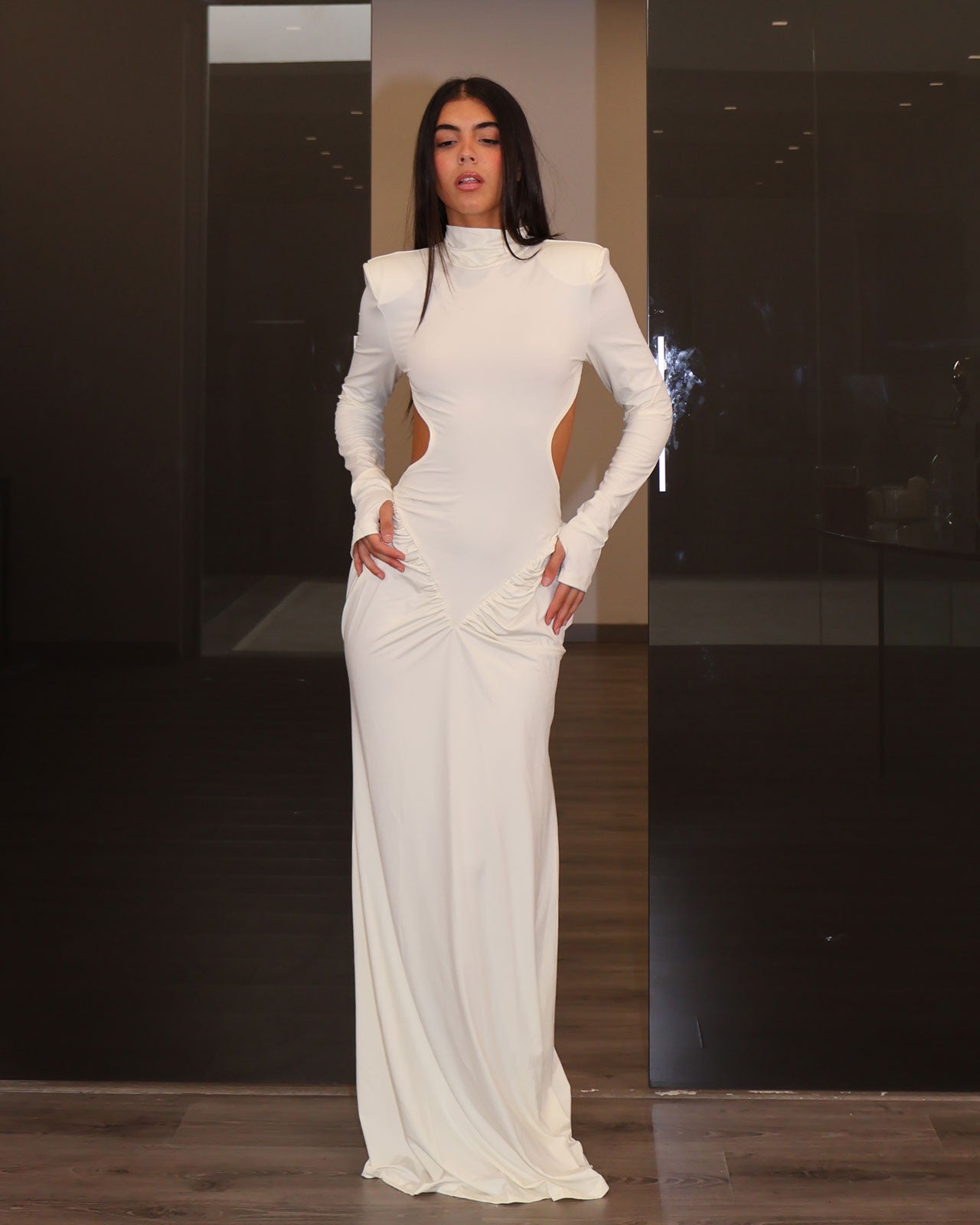 DRESS BRANDOM