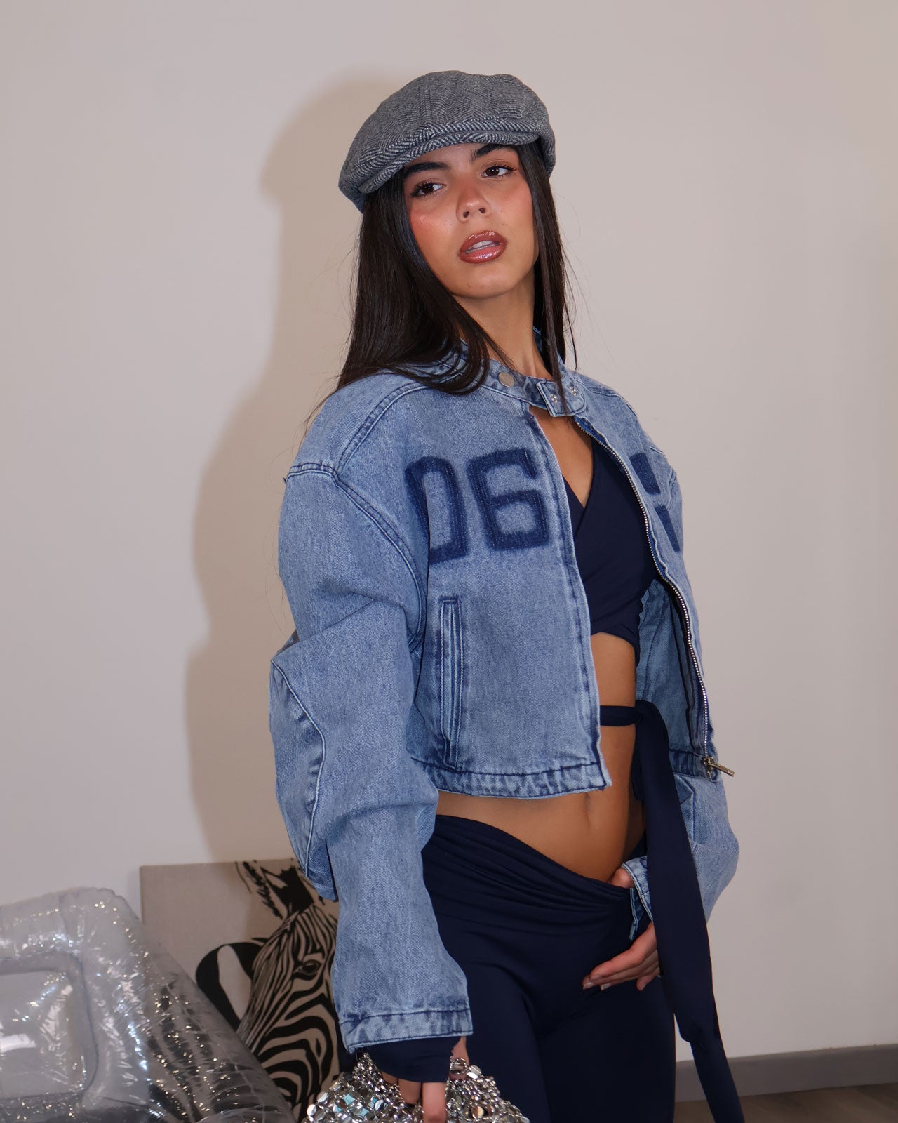 JACKET 06