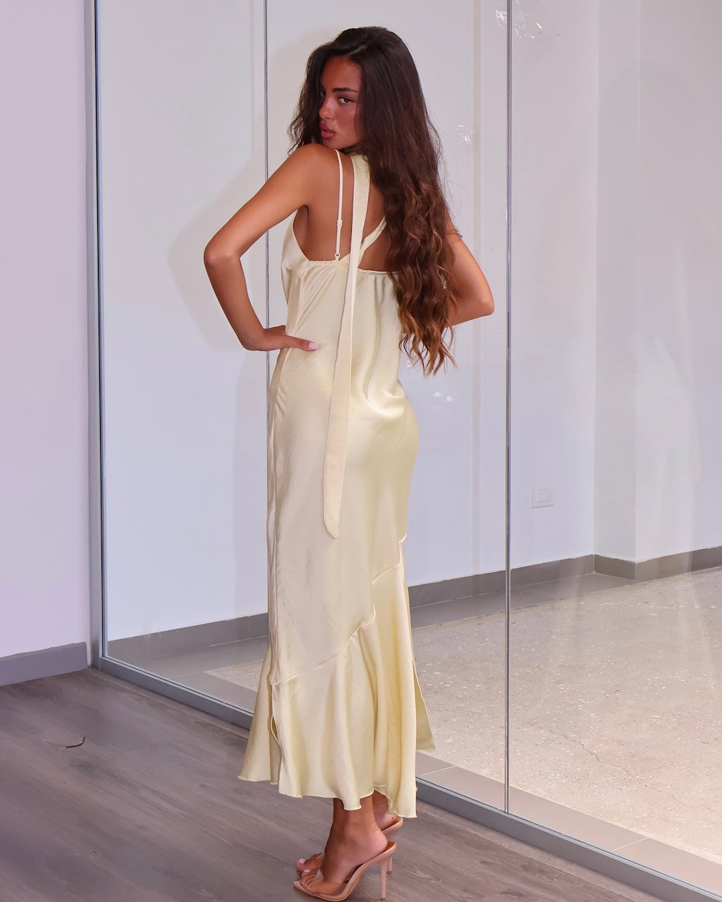 DRESS SYREN