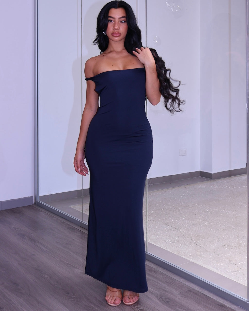DRESS TRACE