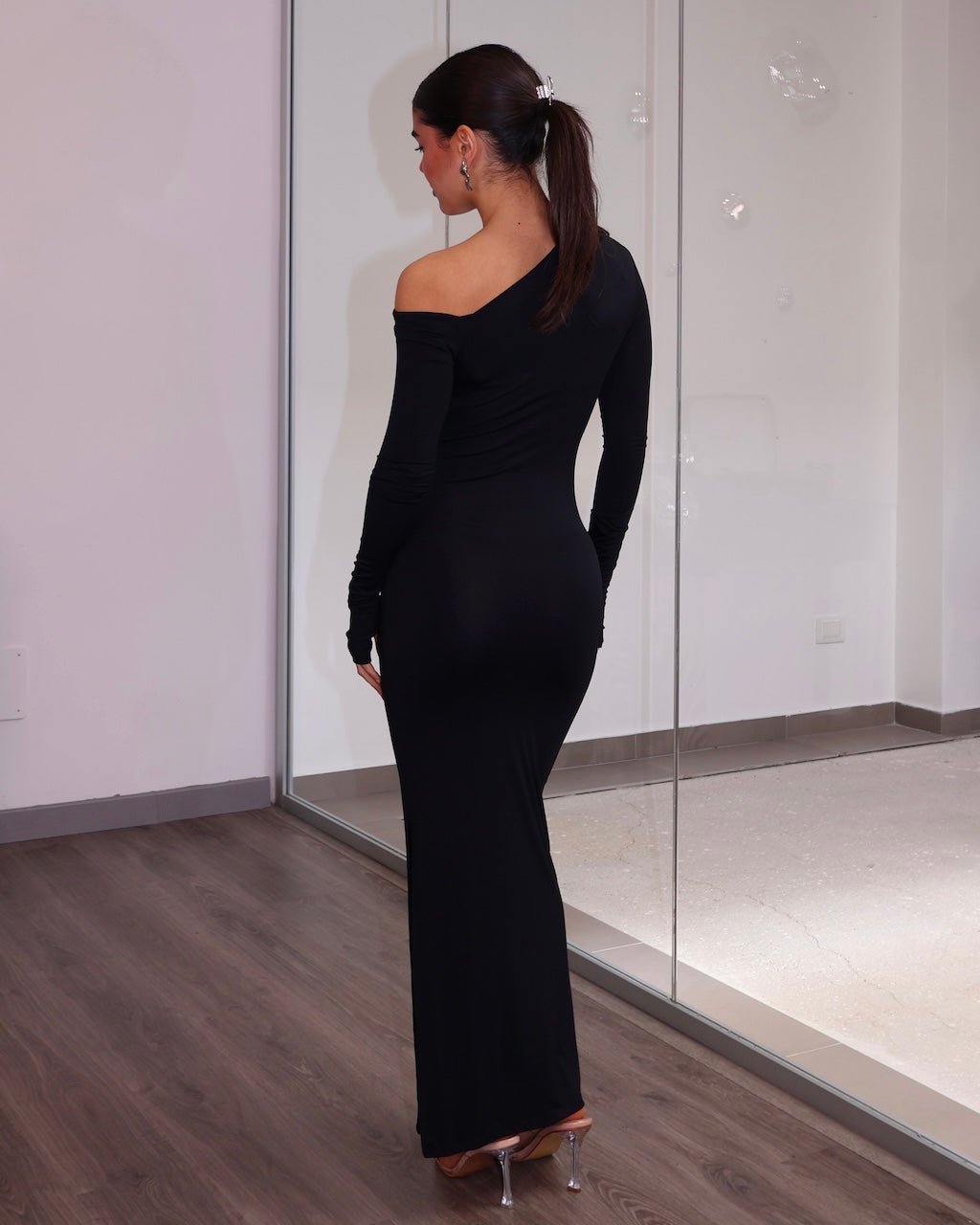 DRESS CULT