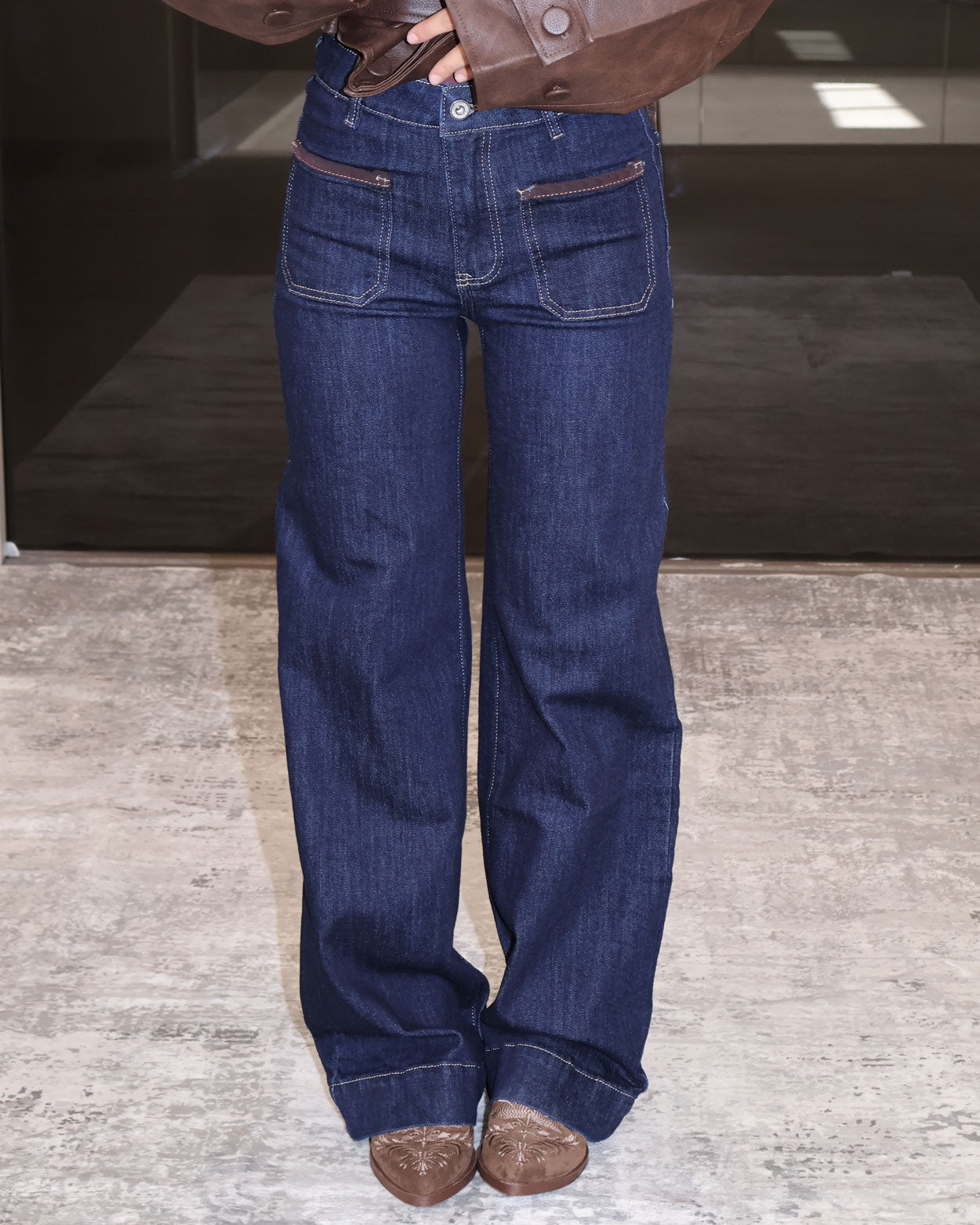 JEANS SEGRETO NEL BOSCO
