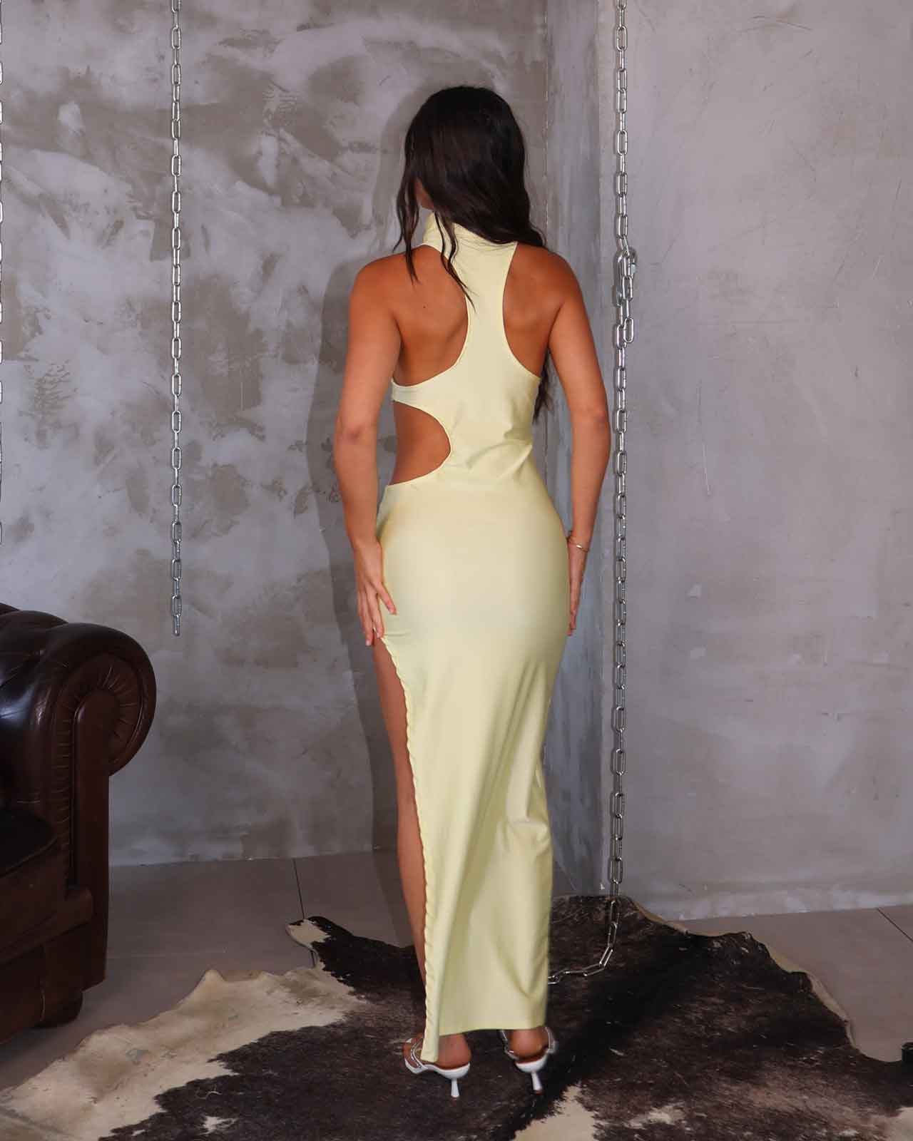 DRESS DON’T CRY