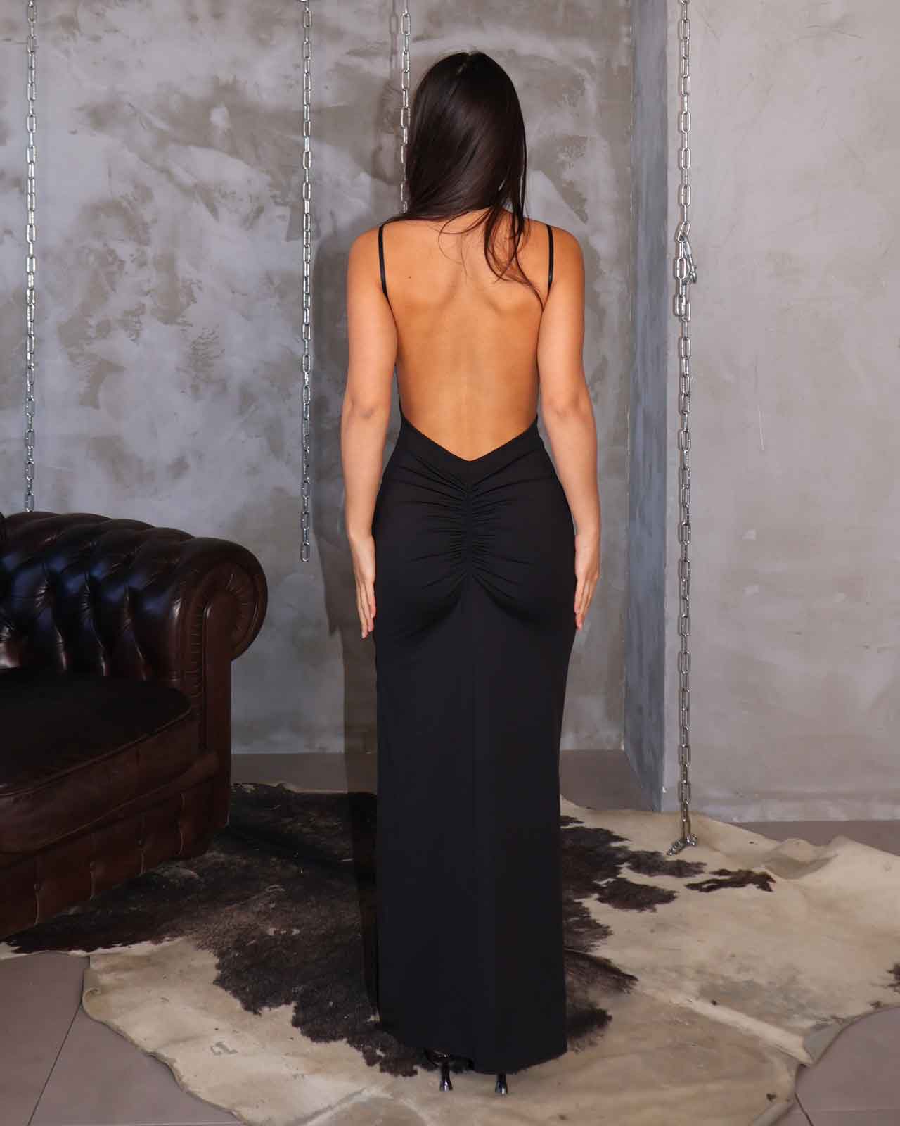 DRESS ESSENCE