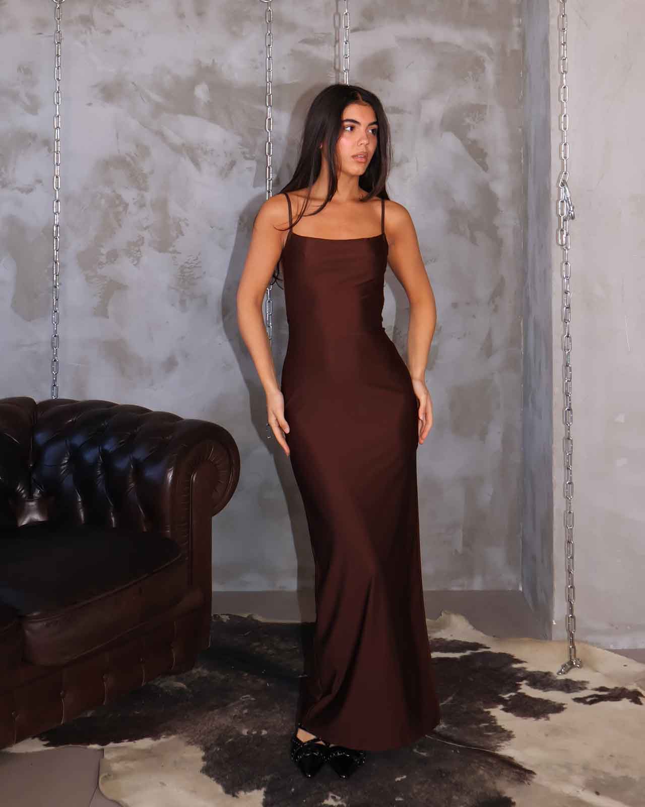 DRESS ESSENCE