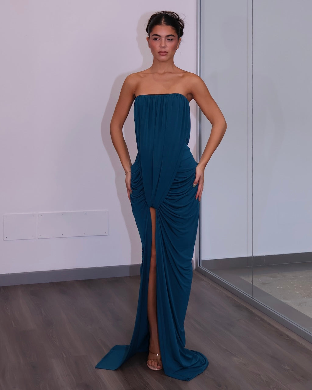 DRESS INVITATE