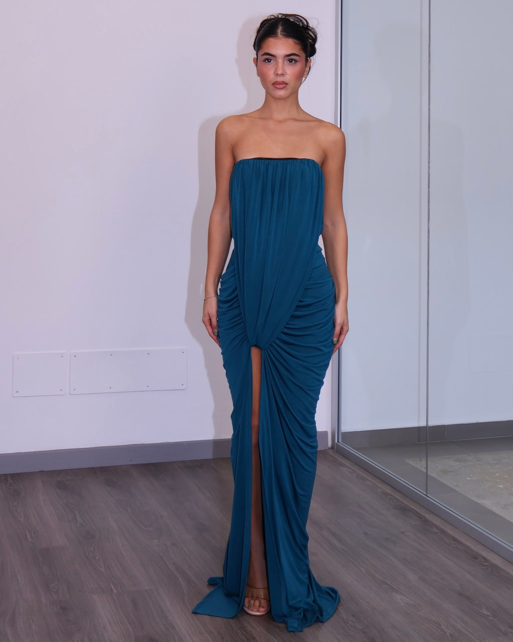 DRESS INVITATE