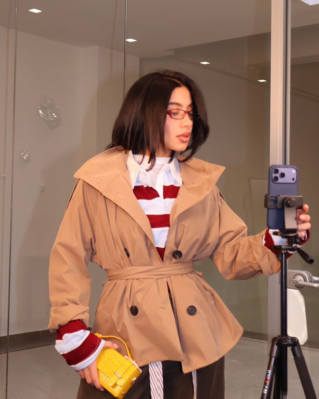 TRENCH SIGNORA IN GIALLO